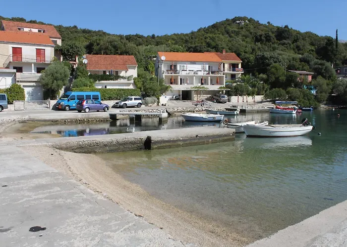 아파트 With Swimming Pools Zrnovska Banja, - 8335 코츌라
