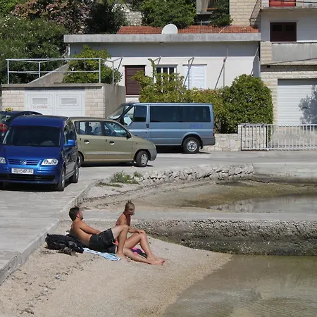 With Swimming Pools Zrnovska Banja, - 8335 קורצולה