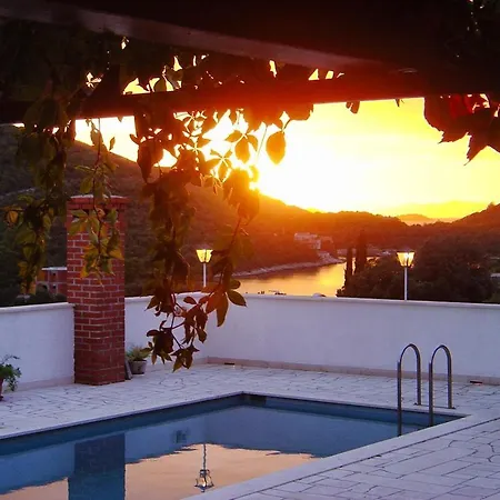 With Swimming Pools Zrnovska Banja, - 8335