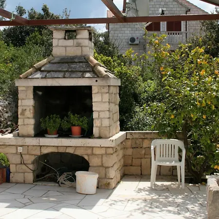 Appartamento With Swimming Pools Zrnovska Banja, - 8335 Korčula