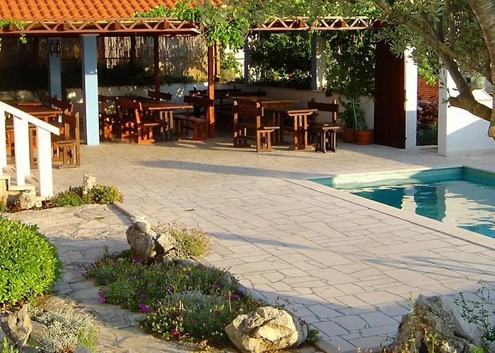 Appartamento With Swimming Pools Zrnovska Banja, - 8335 *