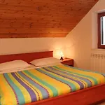 Apartman With Swimming Pools Zrnovska Banja, - 8335